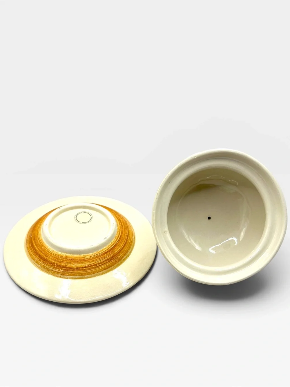 Anthropologie Lion Lidded Dome  Ceramic Butter Dish with Lion Finial Handpainted